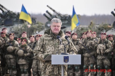 Президент України на Житомирщині вручив десантникам державні нагороди