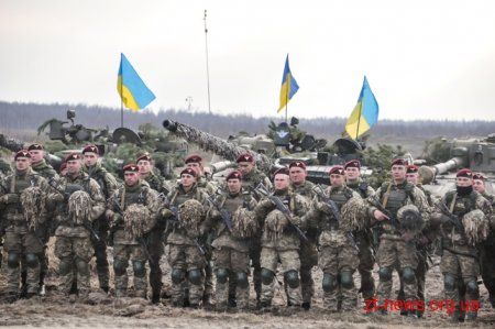 Президент України на Житомирщині вручив десантникам державні нагороди