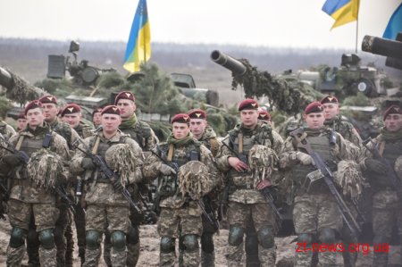 Президент України на Житомирщині вручив десантникам державні нагороди