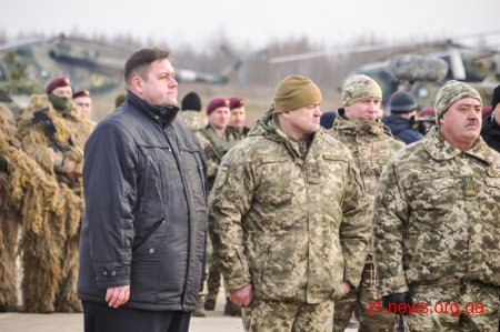 Президент України на Житомирщині вручив десантникам державні нагороди