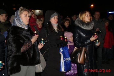 У День Гідності та Свободи сотні житомирян долучились до символічного Віче пам’яті
