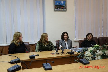 Житомир друге місто, в якому презентують унікальну виставку «Коли тиша заговорила»