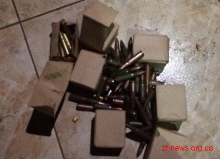 Правоохоронці затримали військовослужбовця, який займався продажем  боєприпасів