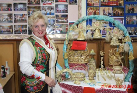 У Житомирі презентували виставку творчих робіт людей з особливими потребами