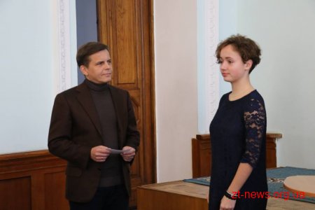 Обдарована молодь Житомира отримала стипендії від міського голови