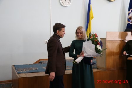 Чемпіонка світу зі змішаних єдиноборств Дарина Самчик отримала відзнаку «За заслуги перед містом ІІІ ступеня»