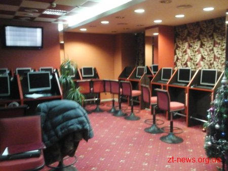 Два гральних заклади у Бердичеві та у Андрушівці закрили правоохоронці