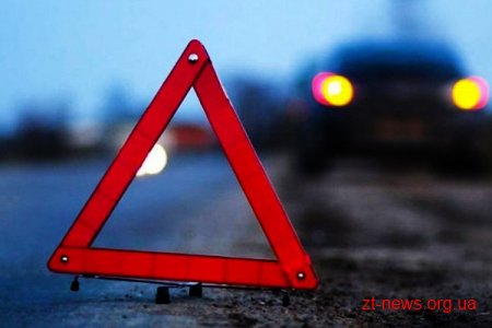 На автодорозі Васьковичі-Шепетівка водій "Hyudai" вилетів на зустрічну та зіткнувся з "Skoda"