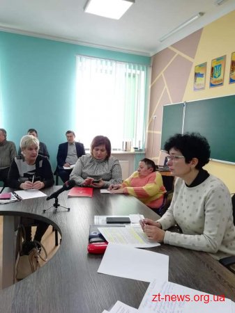 Проблеми людей з інвалідністю та шляхи їх вирішення обговорили у Житомирі