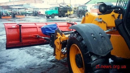 На комунальному підприємстві «УАШ» з’явилась нова одиниця техніки для розчищення снігу