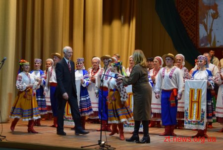 Ансамбль «Льонок» відзначив 60-річчя святковим концертом