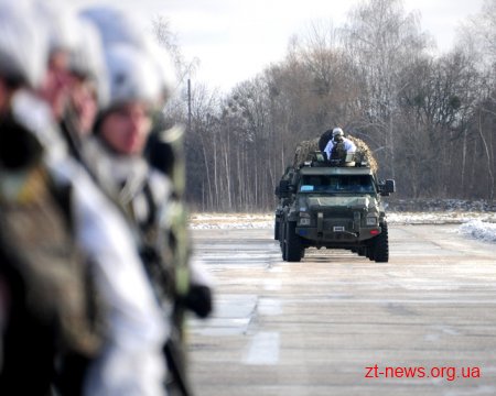 Президент Петро Порошенко привітав військовослужбовців Житомирщини із Днем ЗСУ
