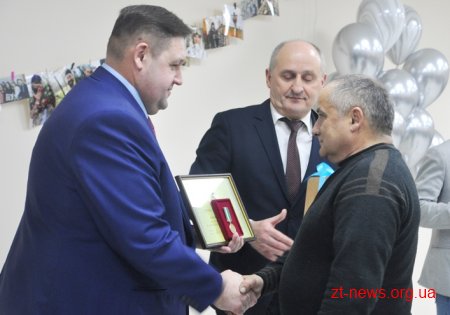 Керівники області привітали земляків з Міжнародним днем волонтера