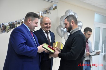 Керівники області привітали земляків з Міжнародним днем волонтера