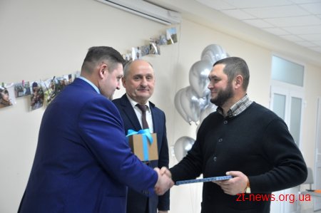 Керівники області привітали земляків з Міжнародним днем волонтера