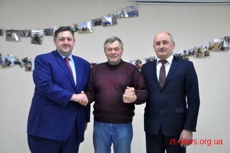 Керівники області привітали земляків з Міжнародним днем волонтера