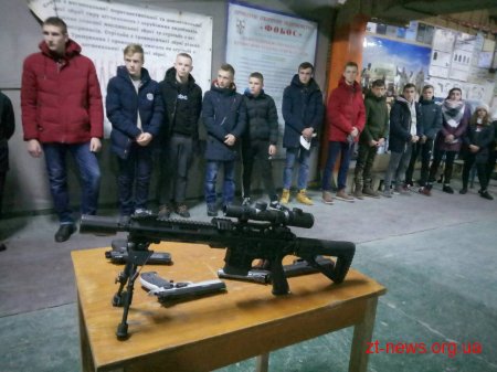Змагання з футболу, семінари та навчальні заняття із самооборони проводять в рамках гранту від ОДА