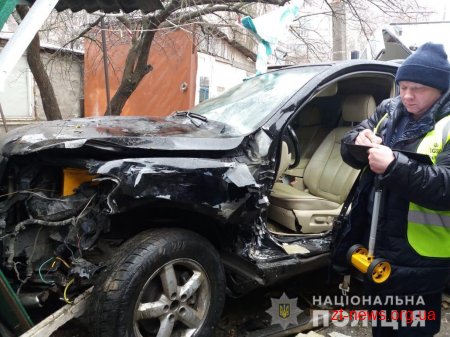 У Житомирі зіткнулися швидка і позашляховик: 7 людей травмовано