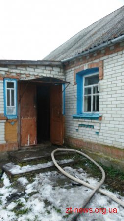 Під час пожежі у приватній оселі рятувальники виявили загиблого чоловіка