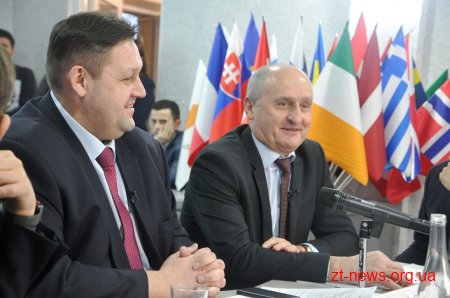 Ігор Гундич підписав 4 меморандуми про співпрацю з підприємствами Житомирщини