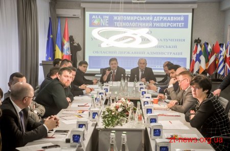 Ігор Гундич підписав 4 меморандуми про співпрацю з підприємствами Житомирщини