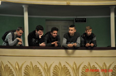 Двогодинне свято для дітей влаштувала команда «Дизель Шоу»