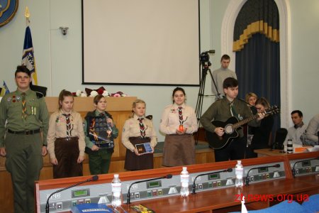 Пластуни привезли Вифлеємський вогонь миру до Житомирської міської ради