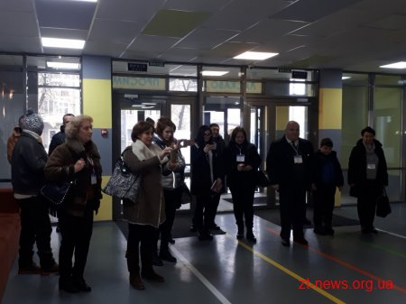 Житомирську гімназію №3 відвідали делегації з Грузії та Казахстану