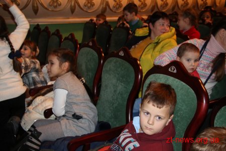 До Дня Святого Миколая для маленьких житомирян влаштували казкове свято