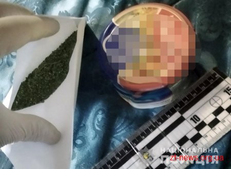 У Баранівці перукарка торгувала наркотиками