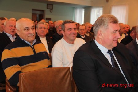 Керівник поліції області вручив ветеранам МВС подяки та вітальні Грамоти