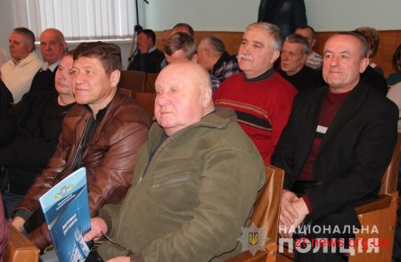 Керівник поліції області вручив ветеранам МВС подяки та вітальні Грамоти
