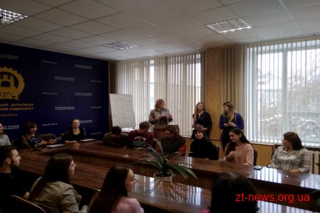 23 учасники курсів гідів отримали сертифікати про успішне завершення навчання