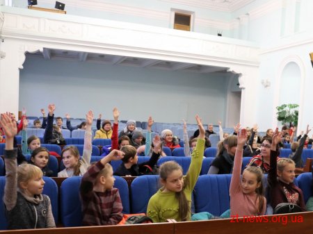 Юні мешканці Житомира протягом 3 місяців відвідували уроки плавання
