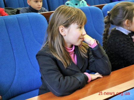 Юні мешканці Житомира протягом 3 місяців відвідували уроки плавання