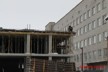 Володимир Ширма у Новограді-Волинському відвідав вихованців дитячого будинку та оглянув будівництво
