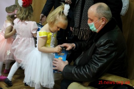 Володимир Ширма у Новограді-Волинському відвідав вихованців дитячого будинку та оглянув будівництво
