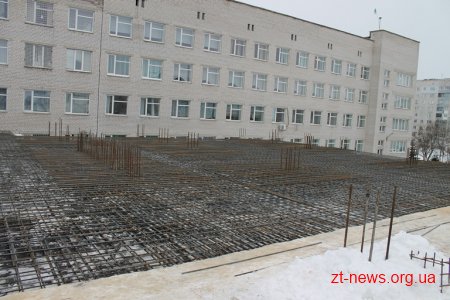 Володимир Ширма у Новограді-Волинському відвідав вихованців дитячого будинку та оглянув будівництво