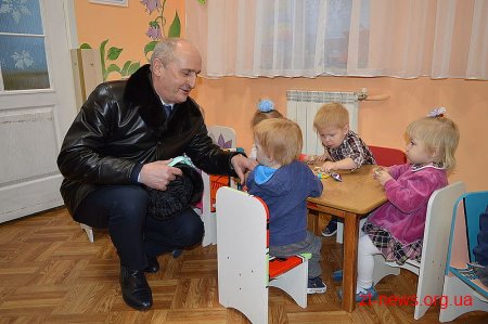 Володимир Ширма у Новограді-Волинському відвідав вихованців дитячого будинку та оглянув будівництво