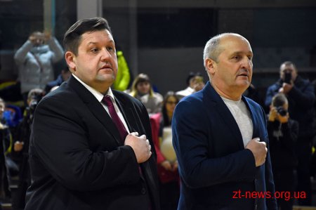 В футбольному батлі змагалися дитячі команди та адміністрація ФК «Полісся» з гравцями клубу