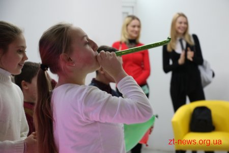В Домі ветерана влаштували новорічне свято для маленьких житомирян