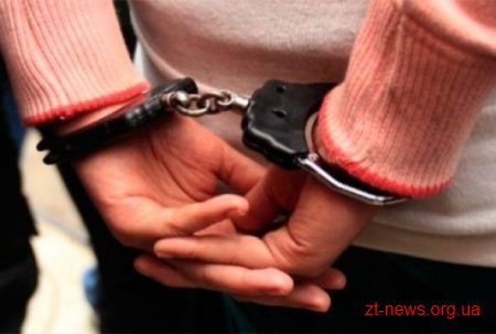 У Житомирі поліцейські на автовокзалі затримали киянку з наркотиками