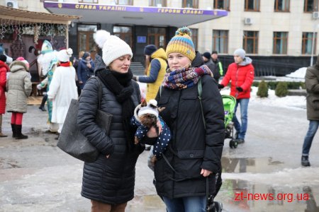 &#8203;На майдані Корольова у Житомирі влаштували костюмоване собаче дефіле