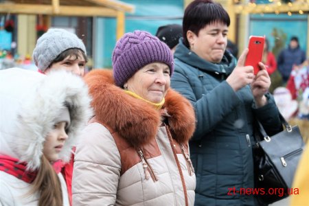 На Михайлівській для дітей влаштували казкові фотозони, вікторину, дискотеку