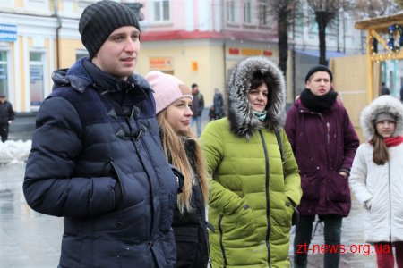 На Михайлівській для дітей влаштували казкові фотозони, вікторину, дискотеку