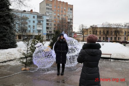 На Михайлівській для дітей влаштували казкові фотозони, вікторину, дискотеку