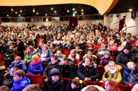 У Житомирі влаштували новорічне свято для тисячі дітей з різних районів області