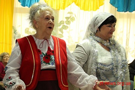 Сергій Сухомлин відвідав житомирський територіальний центр та привітав колектив із новорічними святами