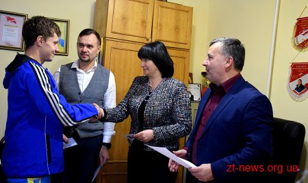 Кращих спортсменів та тренерів ФСТ "Спартак" відзначили грамотами та подяками