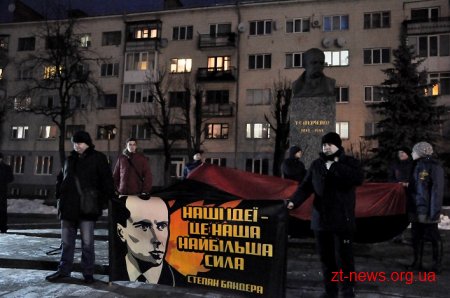 У Житомирі відбулася традиційна смолоскипна хода до дня народження Степана Бандери